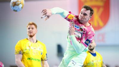 Füchse Berlin sentencia al Kielce con un estelar Lasse Andersson. Magdeburgo domina en Bucarest