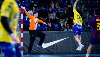 Tubos Aranda Villa de Aranda oficializa el fichaje de Filip Saric hasta 2028