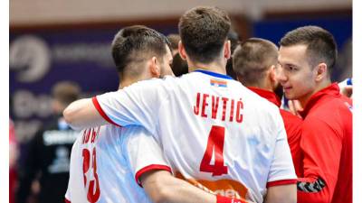 El bidasotarra Marko Jevtic en la lista de Serbia para la eliminatoria ante España