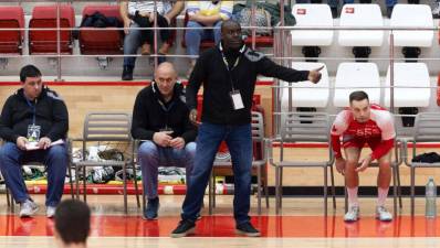 David Davis no seguirá en Dinamo de Bucarest la próxima temporada