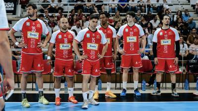 Doce jugadores continuarán en Bada Huesca, otros seis aun por resolver