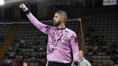 Bathco Torrelavega negocia el fichaje de Saeid Barkhordari