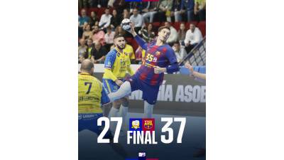 El Caserio resiste hasta el descanso el poderío del Barça en el Quijote Arena