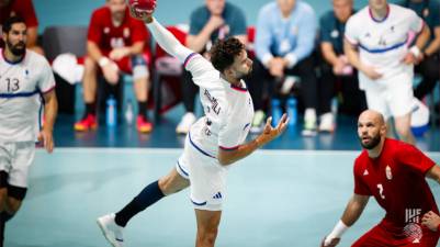 Francia sufre pero estará en cuartos de final de los Juegos Olímpicos