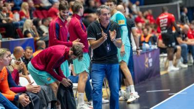El Barça aplasta al Dinamo Bucarest y sella el pase a la Main Round