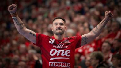 El Veszpem golpea primero en la final de la liga húngara con un excelso Hugo Descat