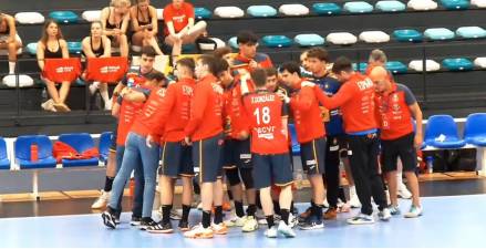 Los Hispanos Universitarios afrontan los cuartos del Mundial con total superioridad