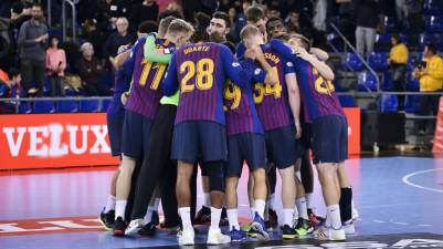 Barcelona, PSG y Flensburg-Handewitt siguen invictos en sus ligas