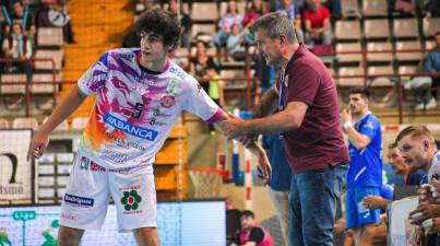 El ademarista Adrian Casqueiro jugará en el PAUC Handball francés la próxima temporada