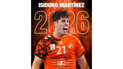 Isidoro Martinez renueva hasta 2026 con Bathco Torrelavega