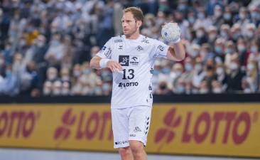 Steffen Weinhold seguirá un año más en THW Kiel