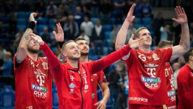 Veszprem y Kiel sentencian sus eliminatorias de EHF Champions League en la ida