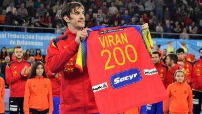 Viran Morros llega a los 200 partidos con España